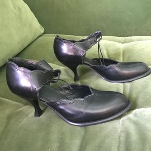 Obeline Heels Size Women's 11